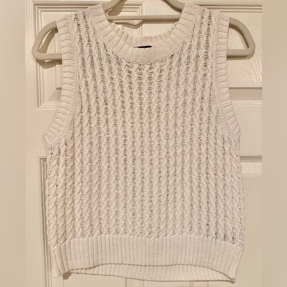 Gap Cream/White Cable Knit Sleeveless Sweater Vest – Size Small Petite - Picture 2 of 4
